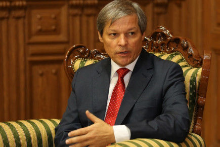 Bemutatta miniszterjelöltjei listáját Dacian Ciolos