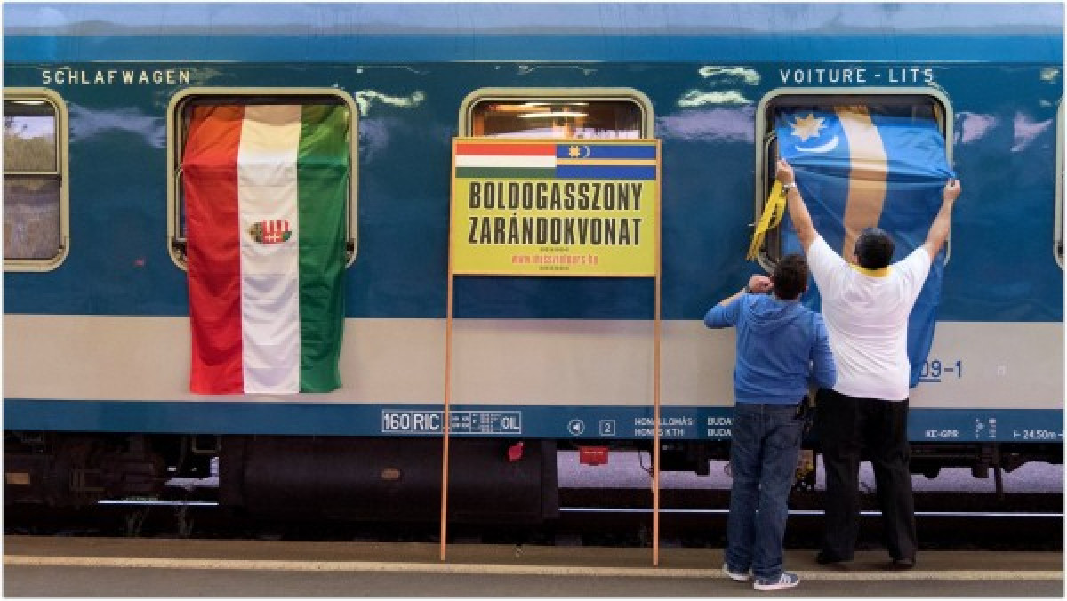 Rekordhosszú idén a Boldogasszony Zarándokvonat