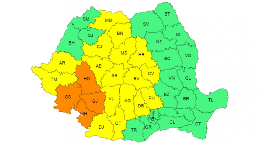 Zivatarokra figyelmeztető riasztásokat adtak ki 21 megyére